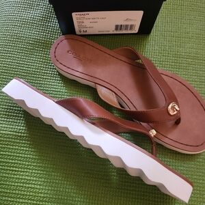 Coach Shelly Semi Matte women's sandals, tan,NIB size 9